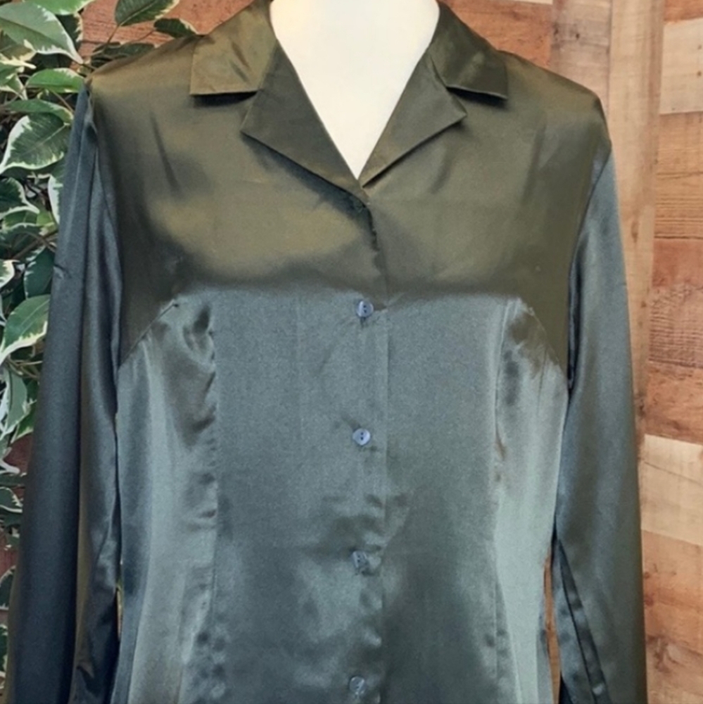 LAURA SCOTT Olive Drab Satin Button Down Blouse
